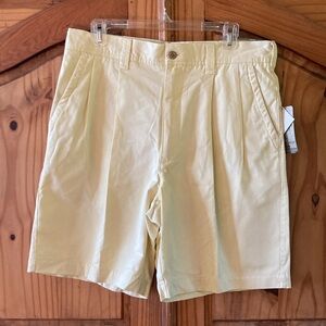 Men’s Natural Issue light yellow pleated front shorts size 34 - NWT